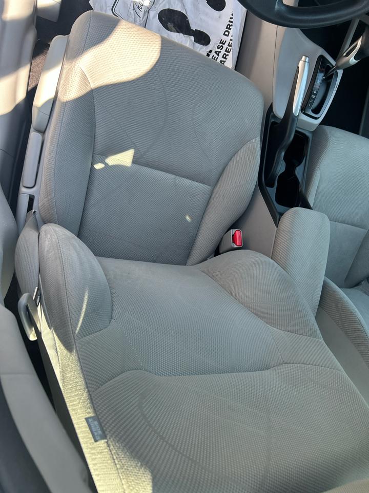 Honda Civic Sdn 4dr Auto LX 2012