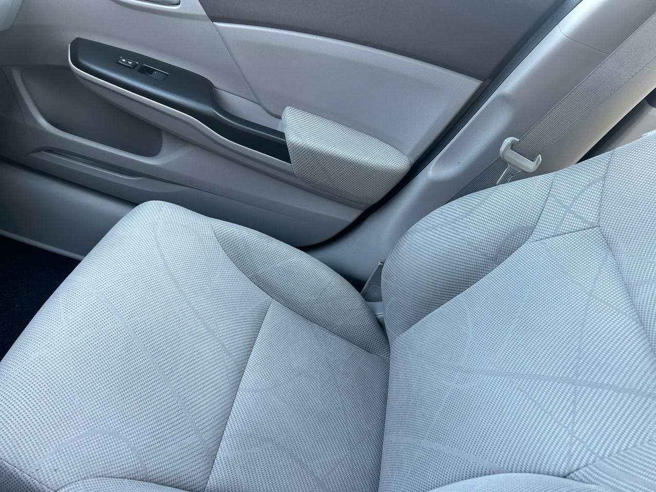 Honda Civic Sdn 4dr Auto LX 2012