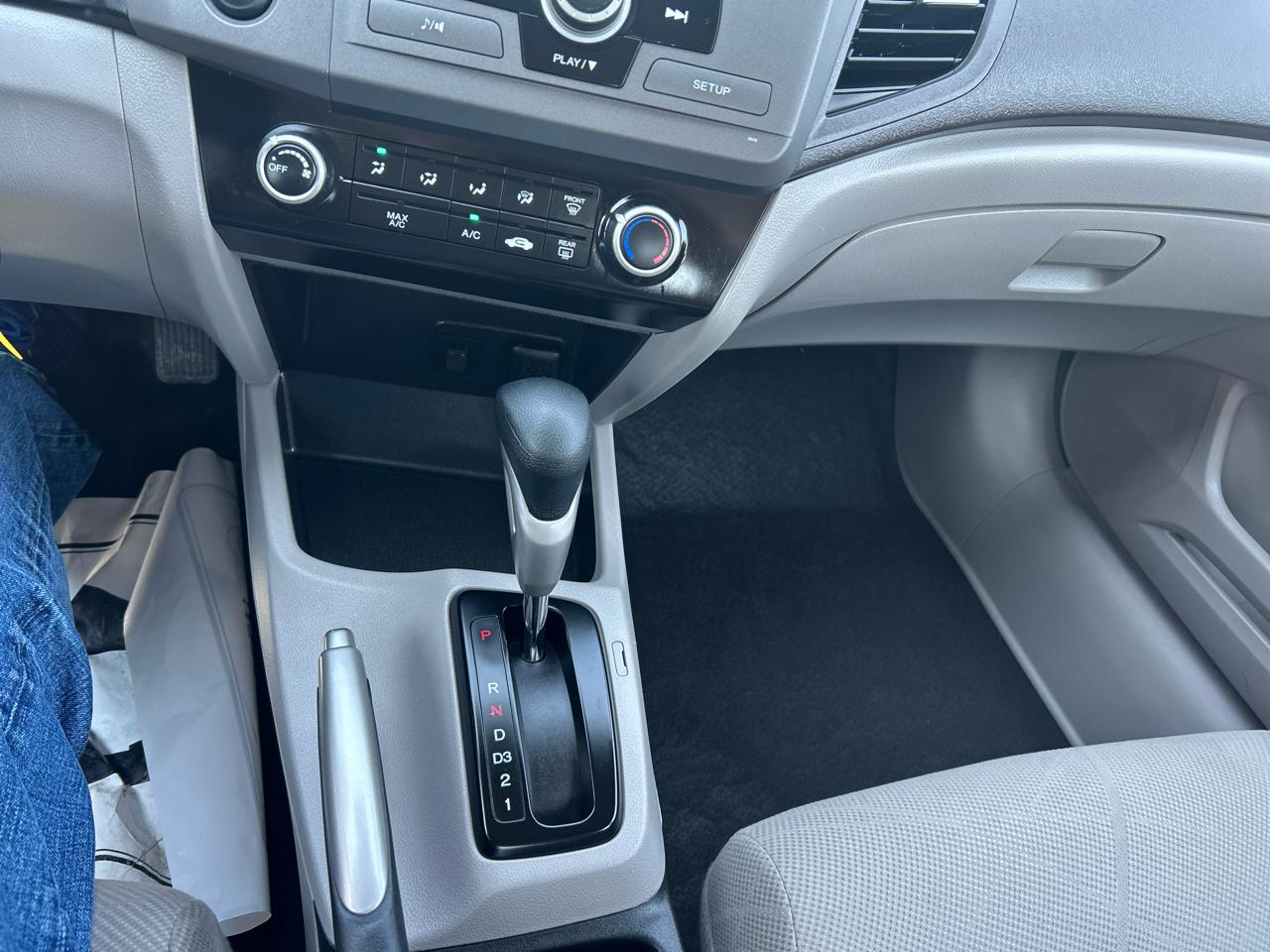 Honda Civic Sdn 4dr Auto LX 2012