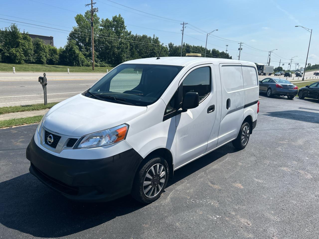 Nissan NV200 Compact Cargo I4 S 2017