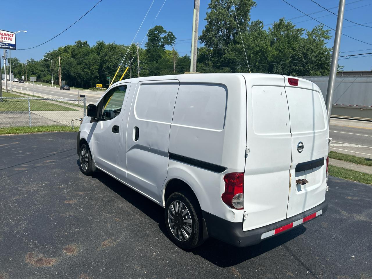 Nissan NV200 Compact Cargo I4 S 2017