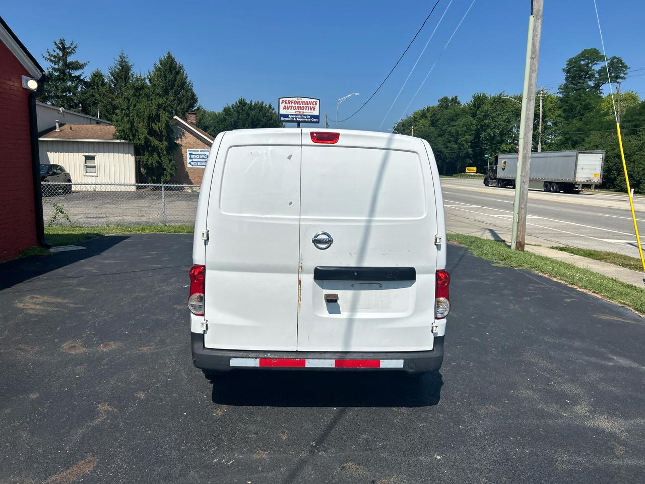 Nissan NV200 Compact Cargo I4 S 2017