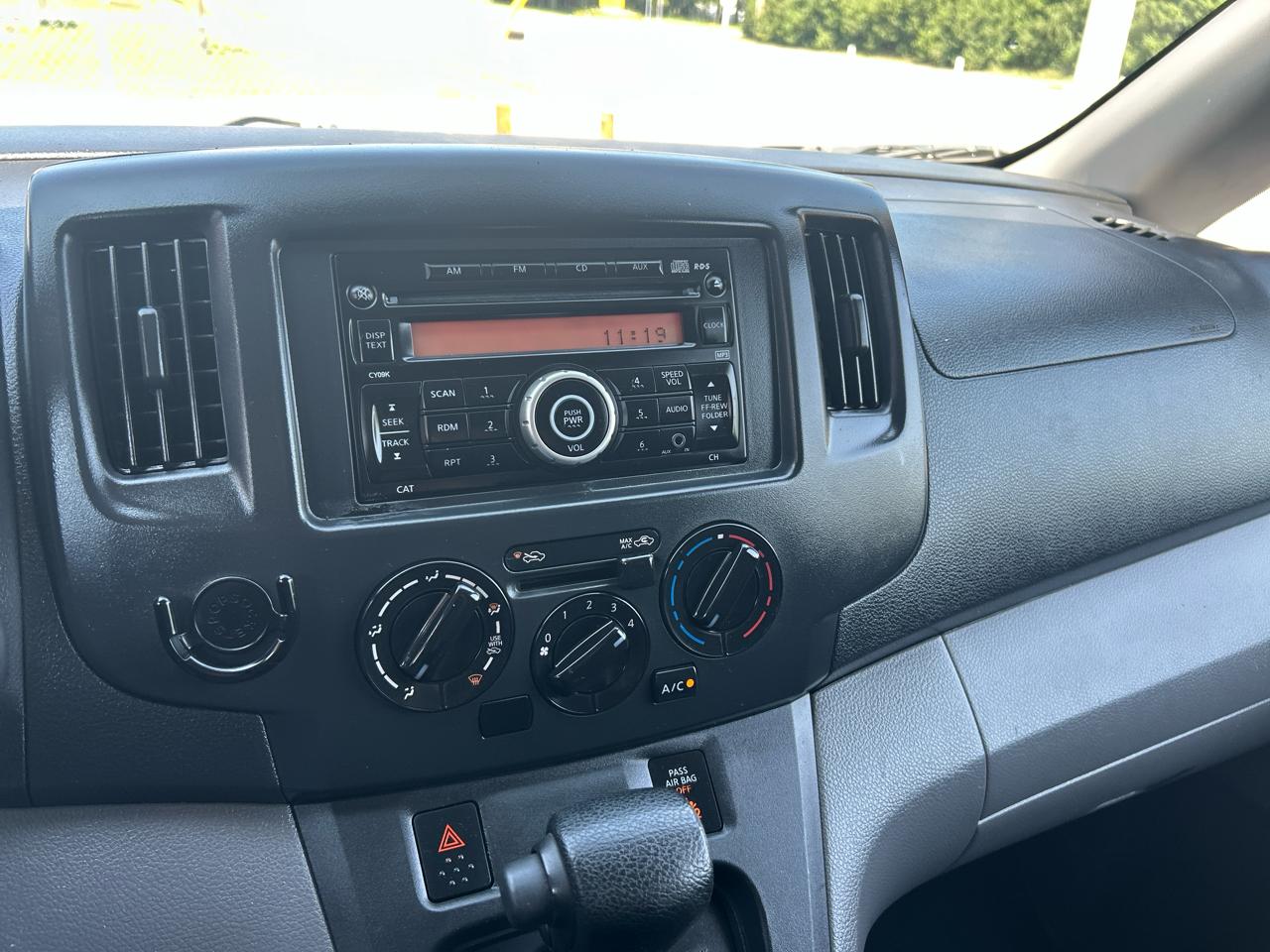 Nissan NV200 Compact Cargo I4 S 2017