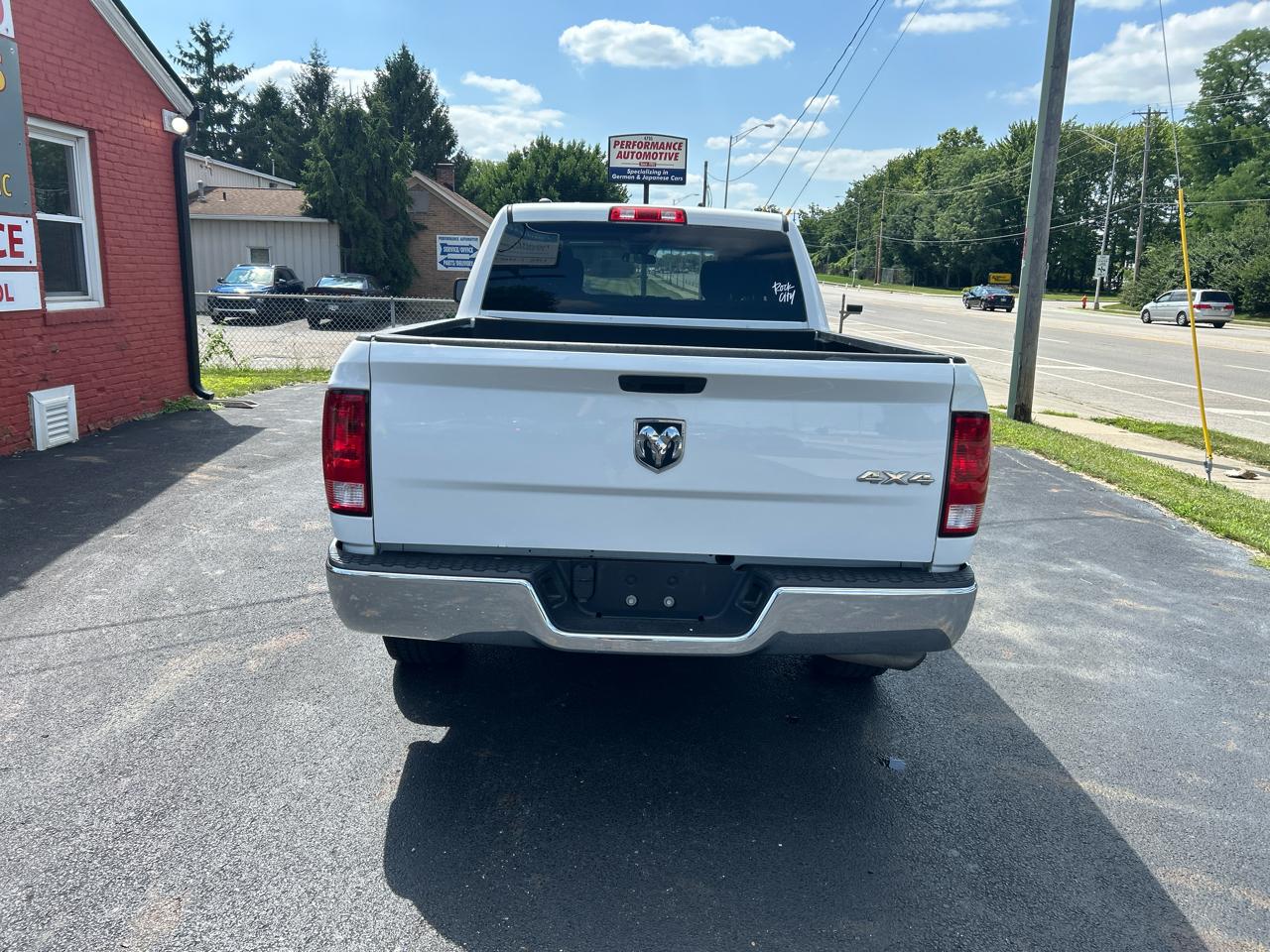 RAM 1500 Classic SLT 4x4 Crew Cab 6'4" Box 2021