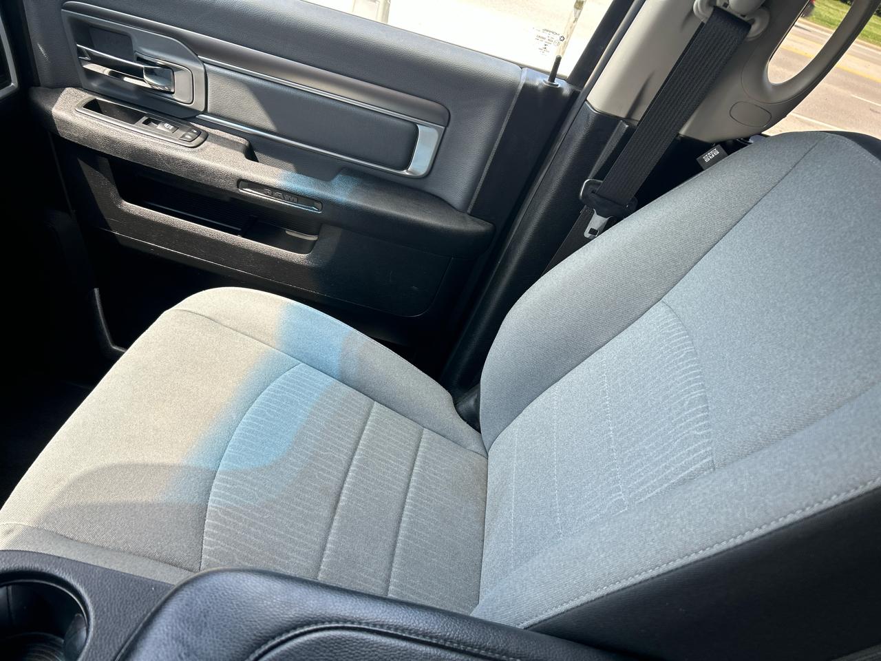 RAM 1500 Classic SLT 4x4 Crew Cab 6'4" Box 2021