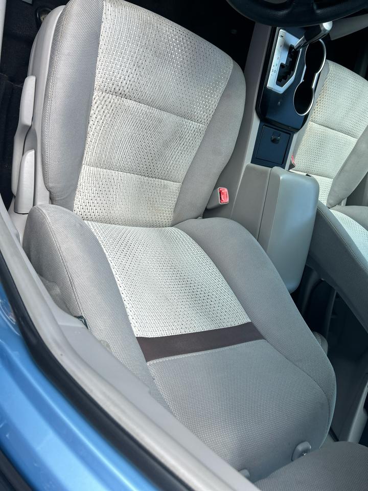 Toyota Camry 4dr Sdn I4 Auto XLE (Natl) 2013
