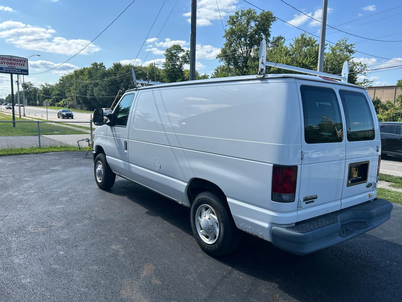 Ford Econoline Cargo Van E-150 Recreational 2008