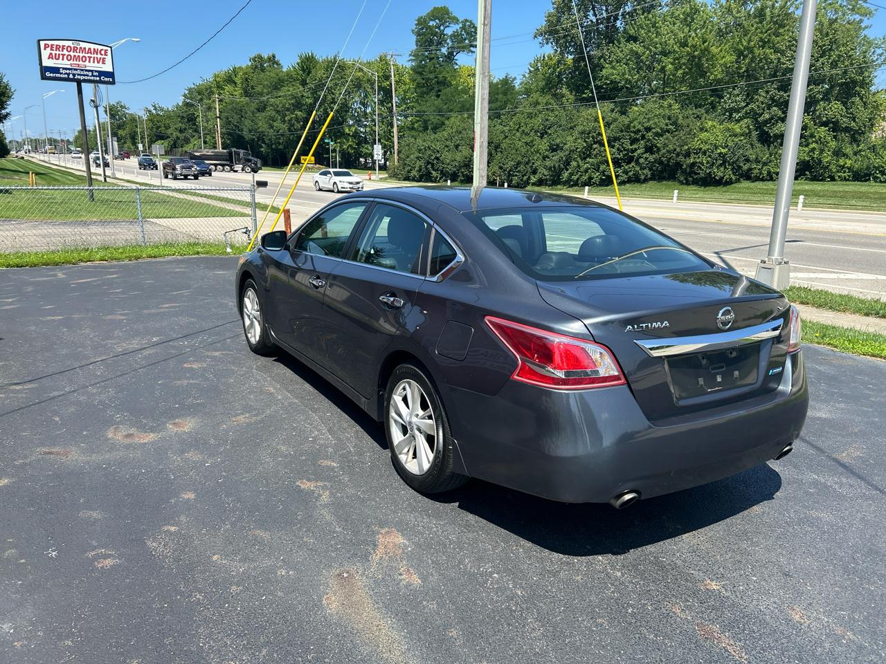 Nissan Altima 4dr Sdn I4 2.5 SL *Ltd Avail* 2013