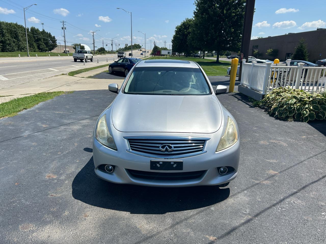 Infiniti G37 Sedan 4dr x AWD 2013