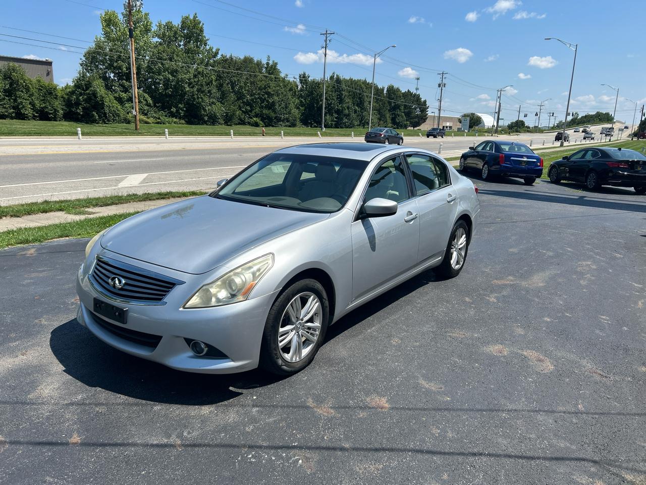 Infiniti G37 Sedan 4dr x AWD 2013