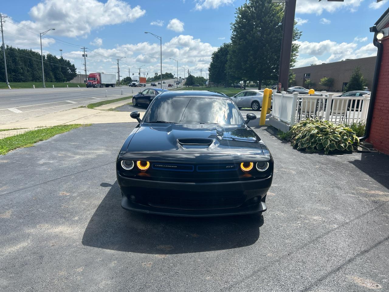 Dodge Challenger GT RWD 2021