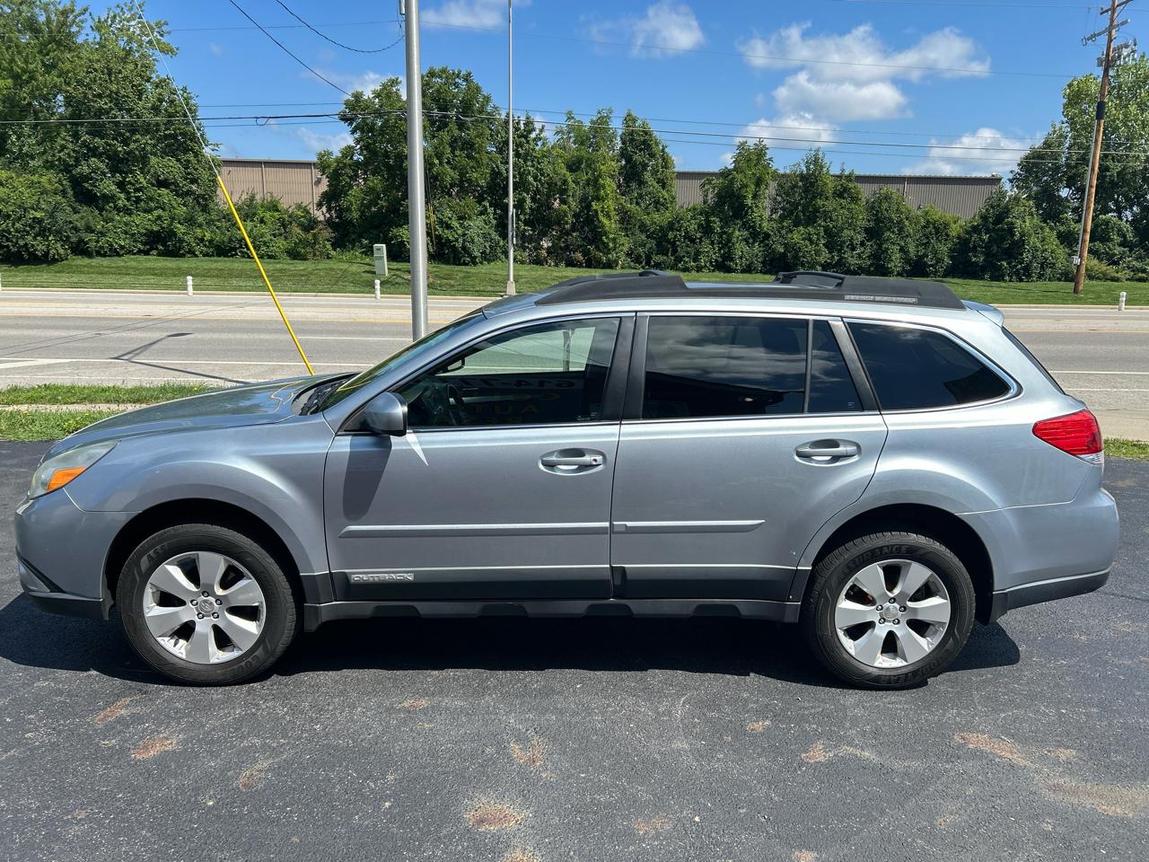 Subaru Outback 4dr Wgn H4 Auto 2.5i Premium 2012