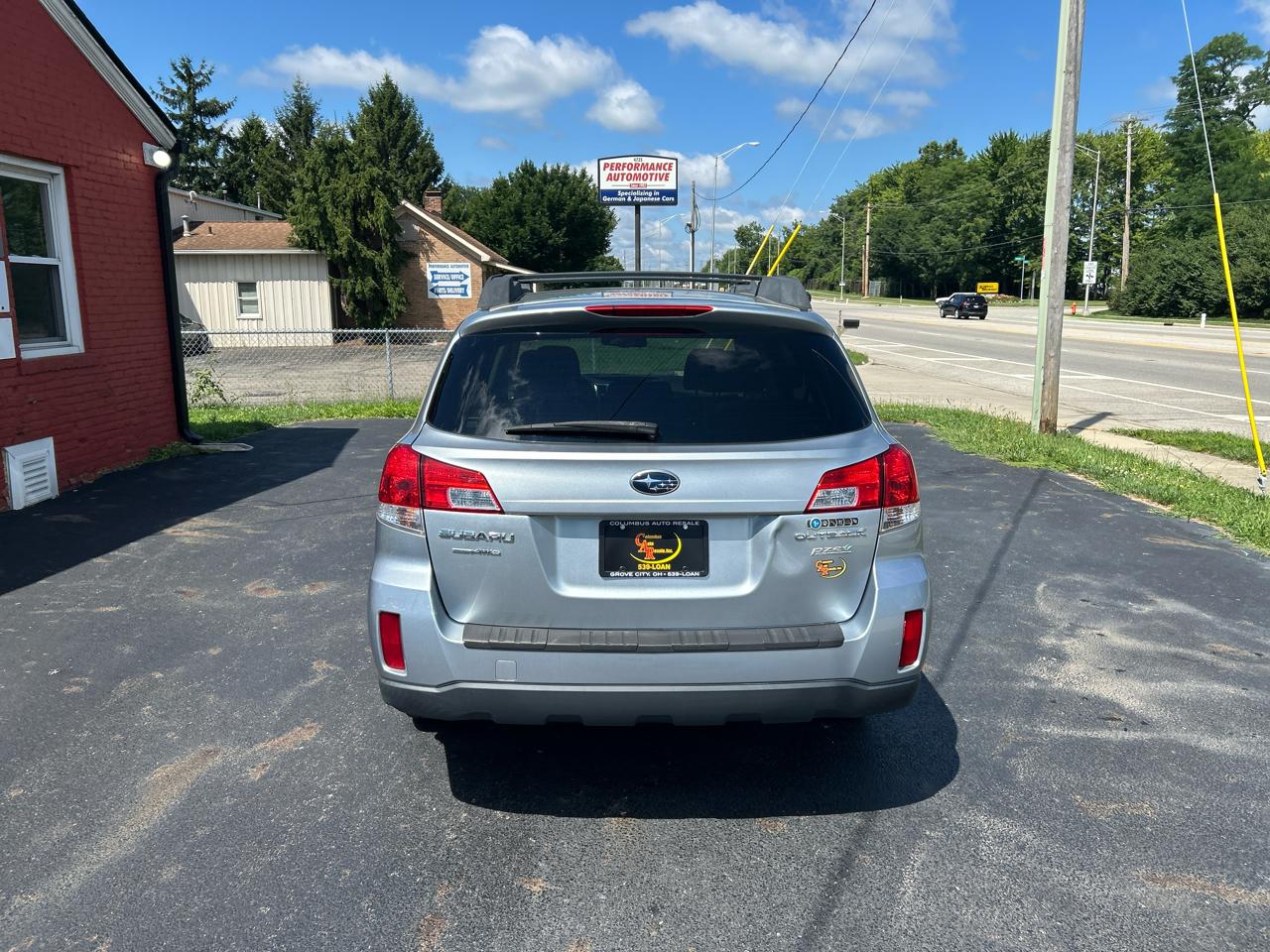 Subaru Outback 4dr Wgn H4 Auto 2.5i Premium 2012