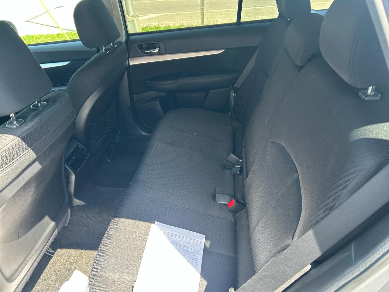 Subaru Outback 4dr Wgn H4 Auto 2.5i Premium 2012