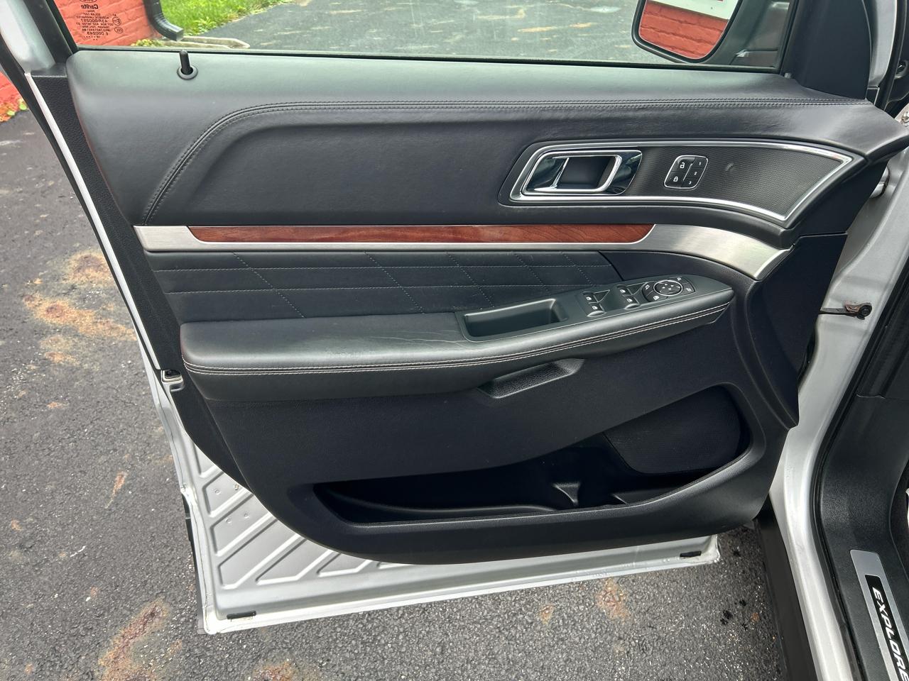 Ford Explorer Platinum 4WD 2018