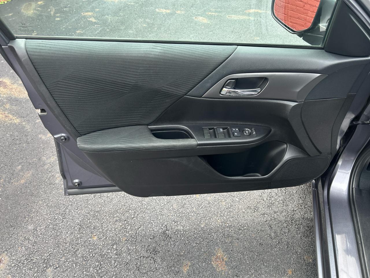 Honda Accord Sedan 4dr I4 CVT LX 2015