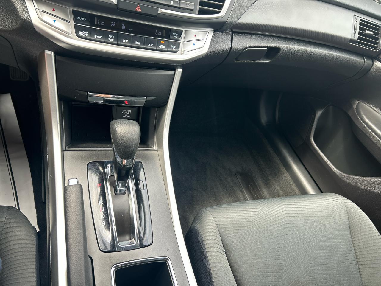 Honda Accord Sedan 4dr I4 CVT LX 2015