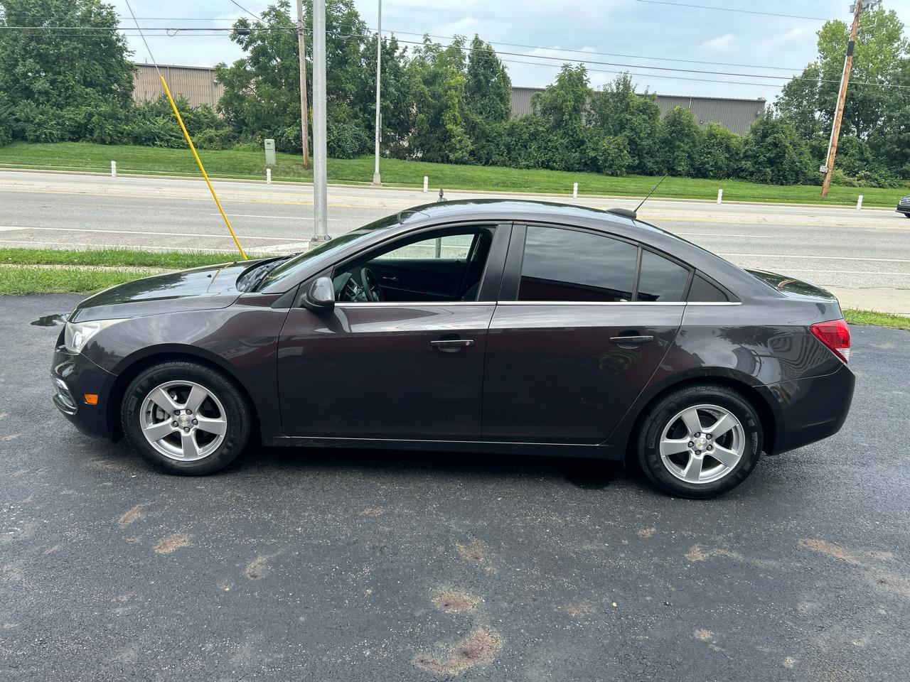 Chevrolet Cruze 4dr Sdn Man 1LT 2015