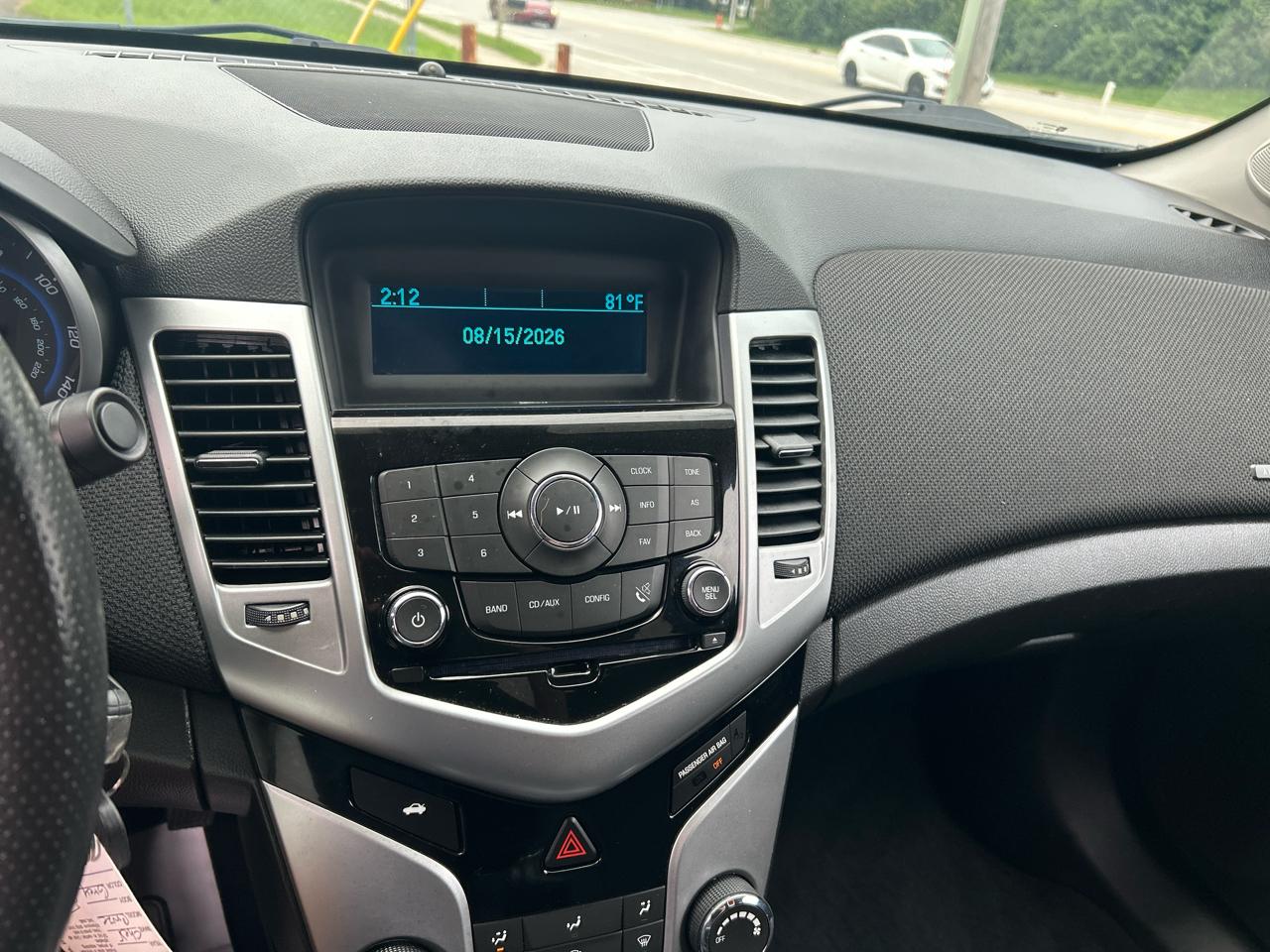 Chevrolet Cruze 4dr Sdn Man 1LT 2015