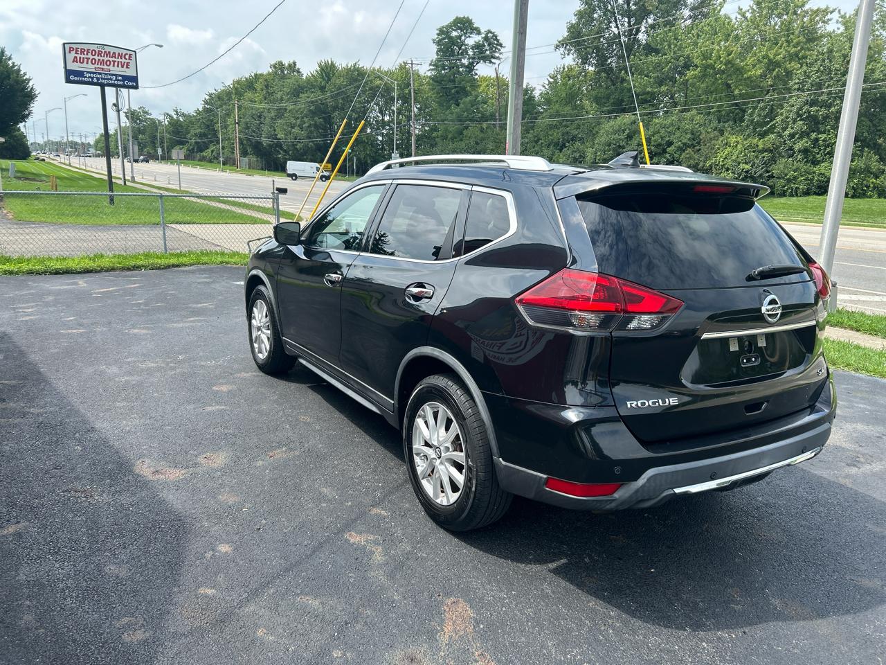 Nissan Rogue FWD SV 2019