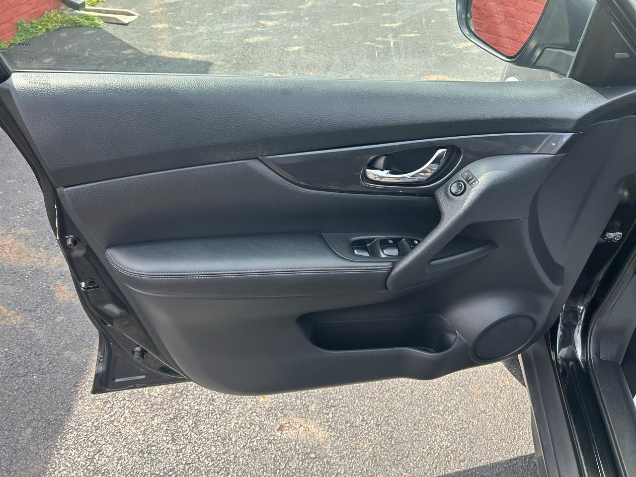 Nissan Rogue FWD SV 2019