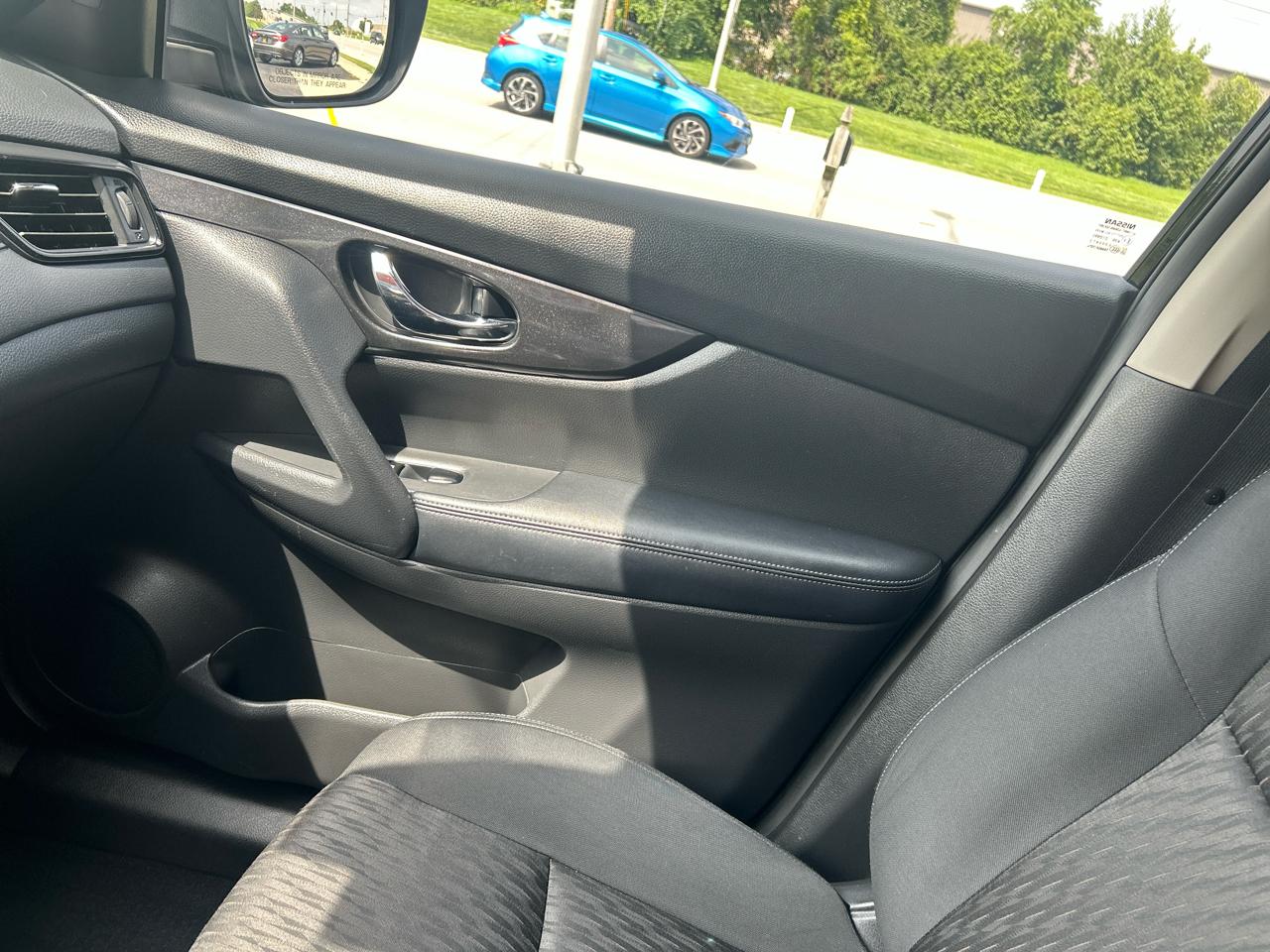 Nissan Rogue FWD SV 2019