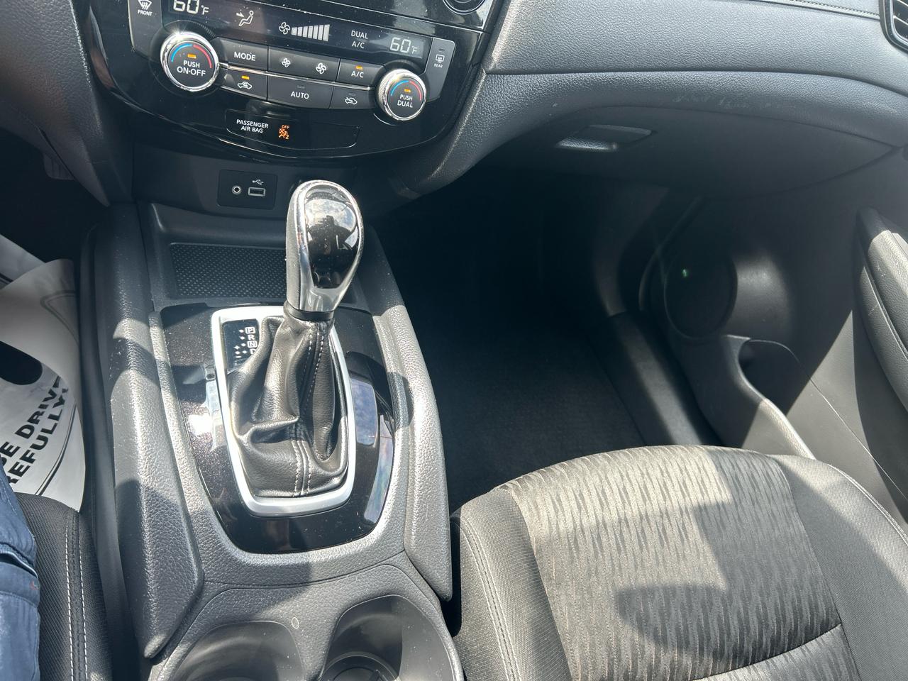 Nissan Rogue FWD SV 2019