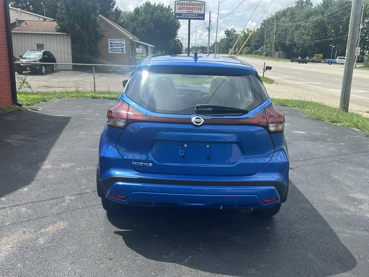 Nissan Kicks S FWD 2021