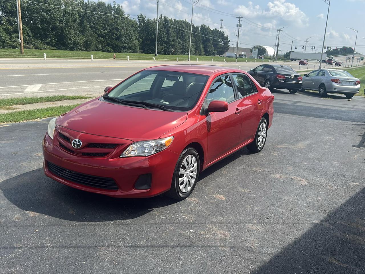 Toyota Corolla 4dr Sdn Auto LE (Natl) 2012