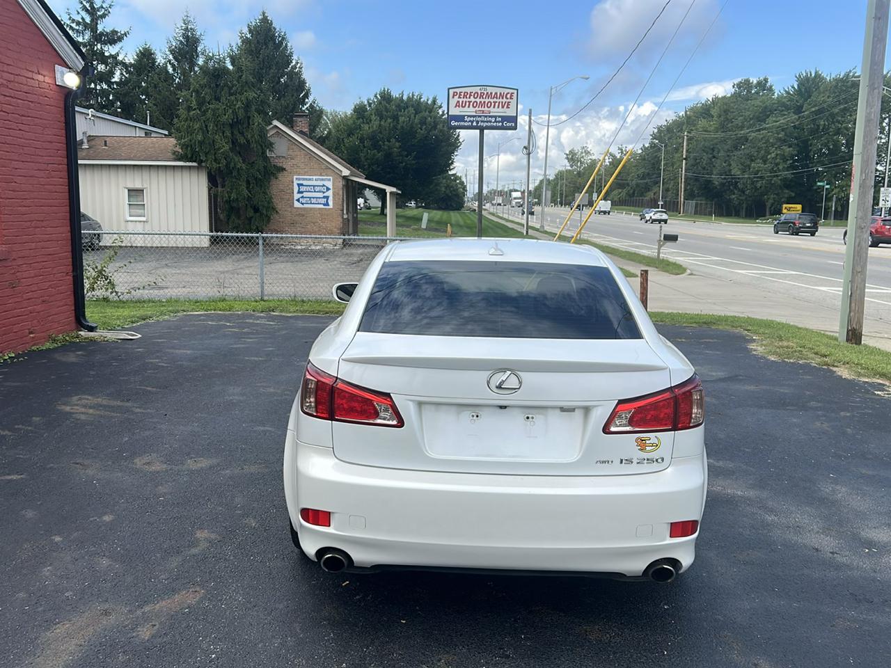 Lexus IS 250 4dr Sport Sdn Auto AWD 2011