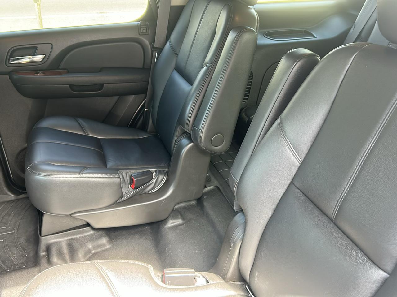 Chevrolet Tahoe 4WD 4dr 1500 LT 2013