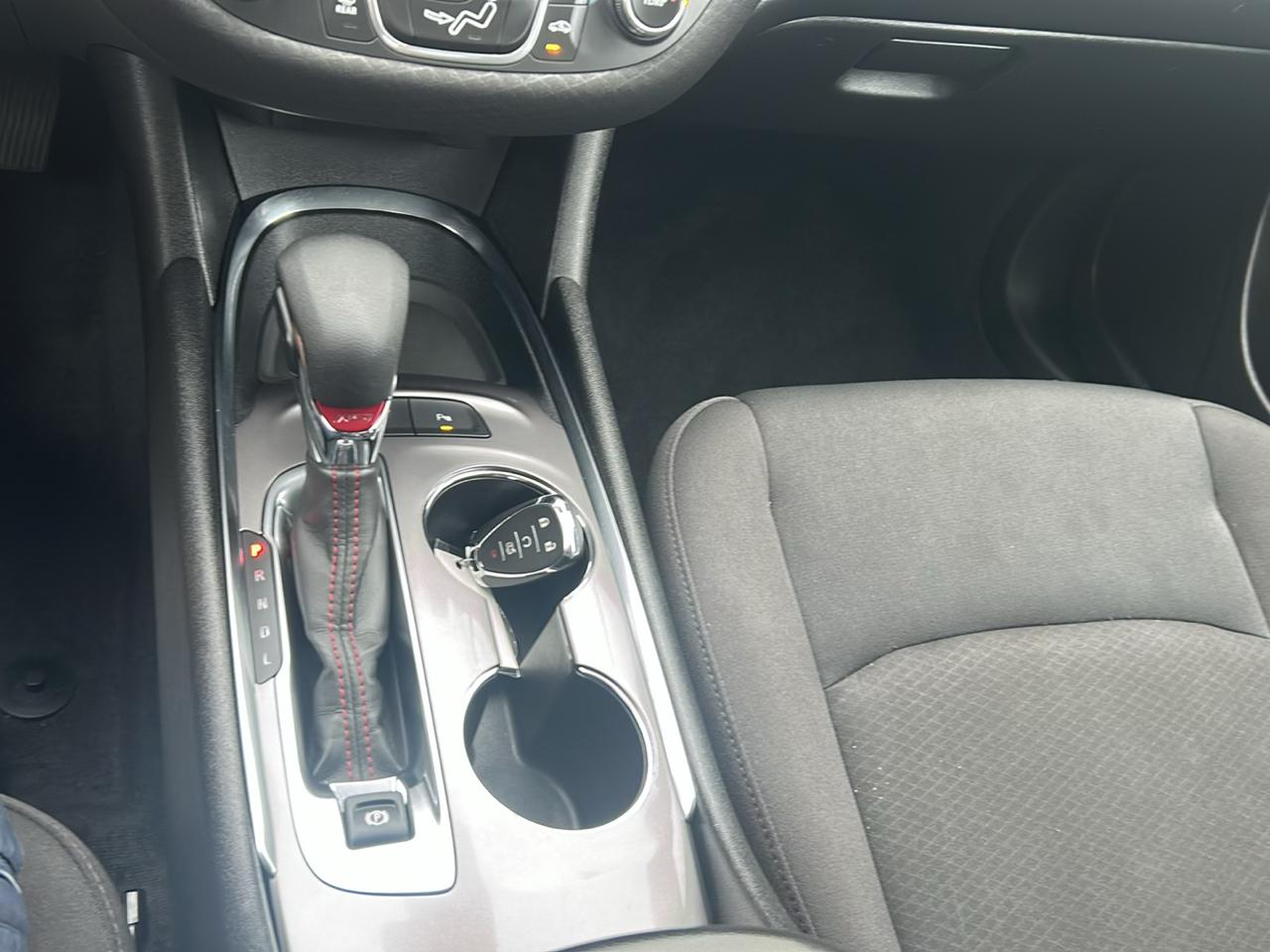 Chevrolet Malibu 4dr Sdn RS 2022