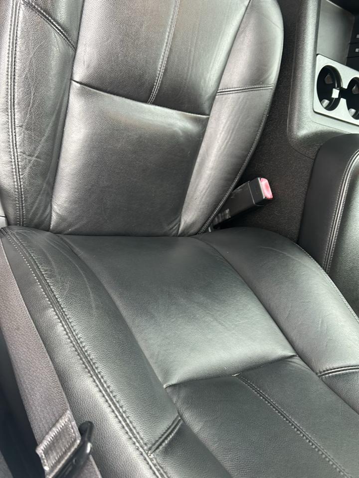 GMC Yukon XL 4WD 4dr 1500 SLT 2013