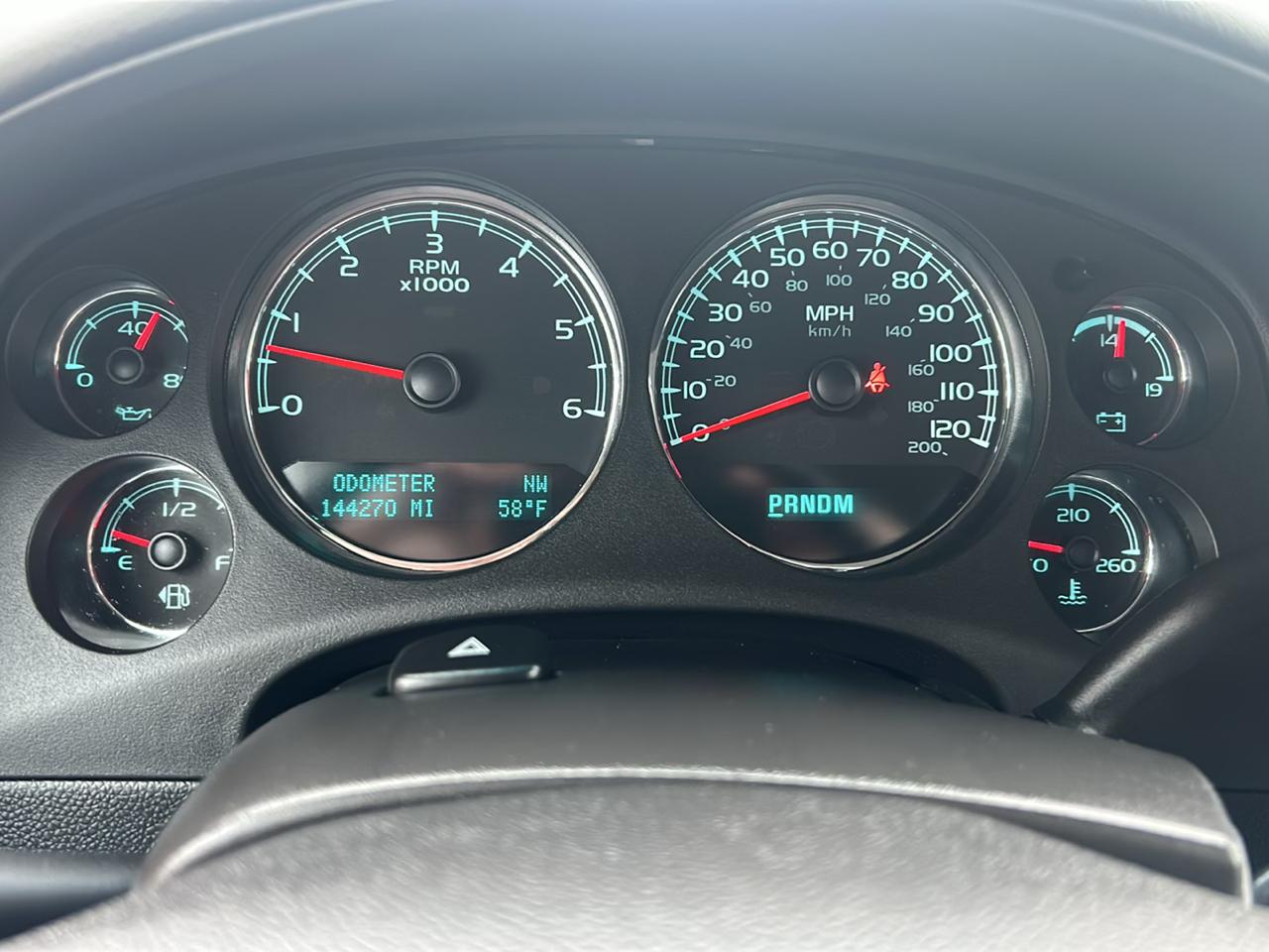 GMC Yukon XL 4WD 4dr 1500 SLT 2013