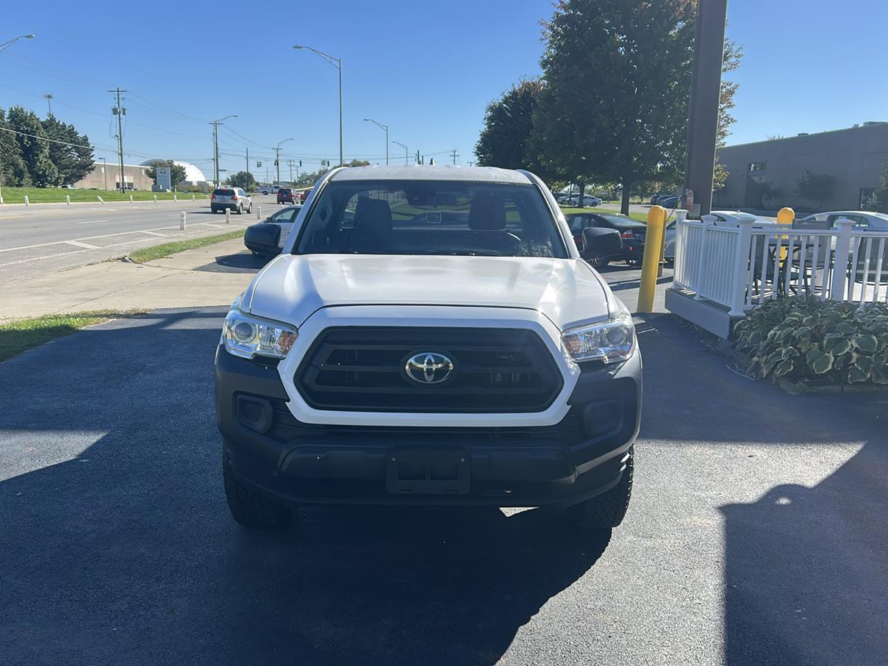 Toyota Tacoma 2WD SR5 Access Cab 6' Bed I4 AT (Natl) 2020