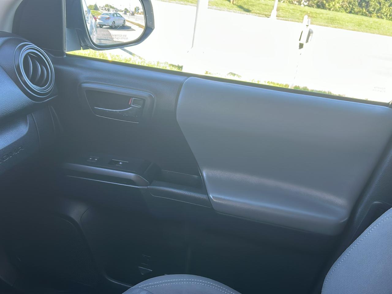 Toyota Tacoma 2WD SR5 Access Cab 6' Bed I4 AT (Natl) 2020