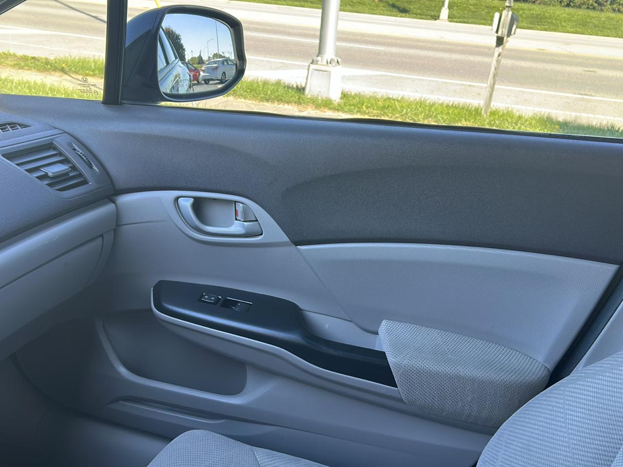 Honda Civic Sdn 4dr Auto LX 2012