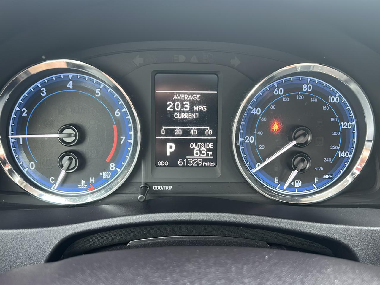 Toyota Corolla 50th Anniversary Special Edition CVT (Natl) 2017