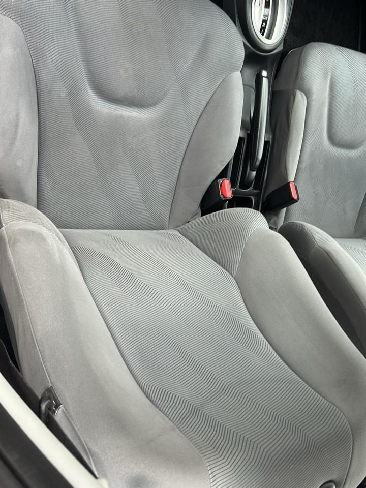 Honda Fit 5dr HB Auto 2010