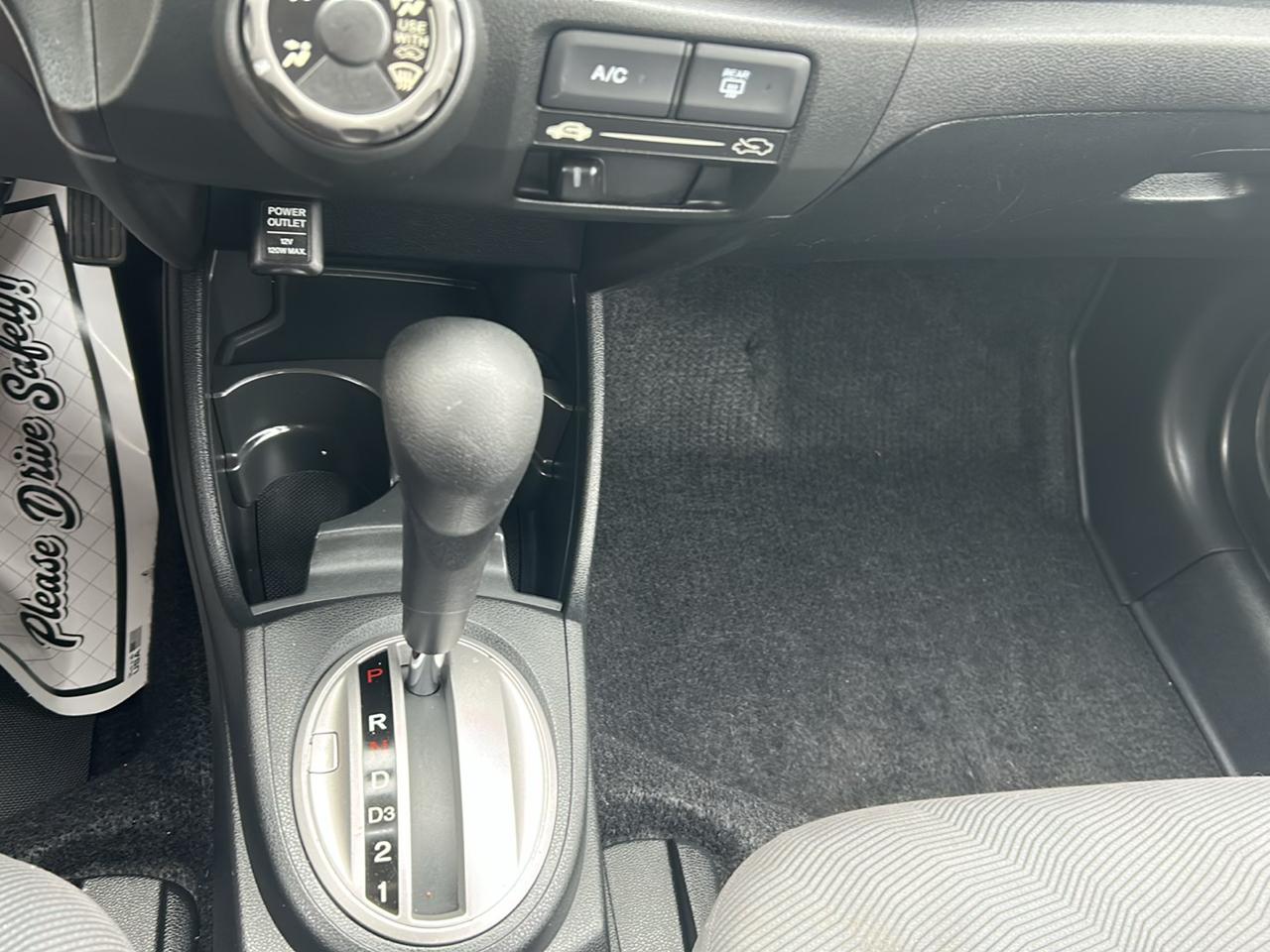 Honda Fit 5dr HB Auto 2010