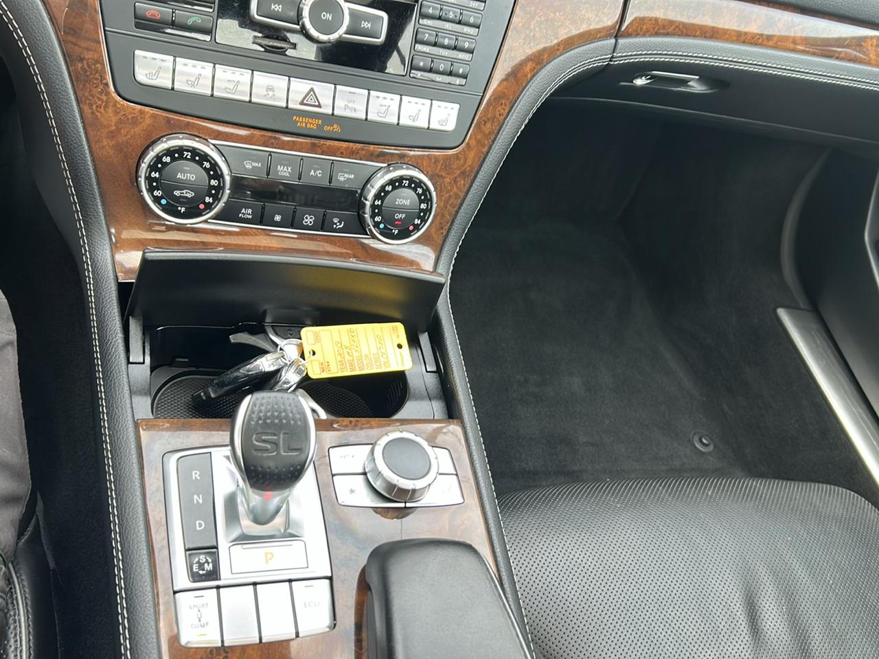 Mercedes-Benz SL-Class photo 19