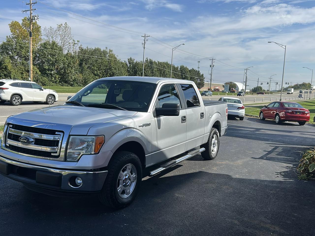 Ford F-150 photo 3