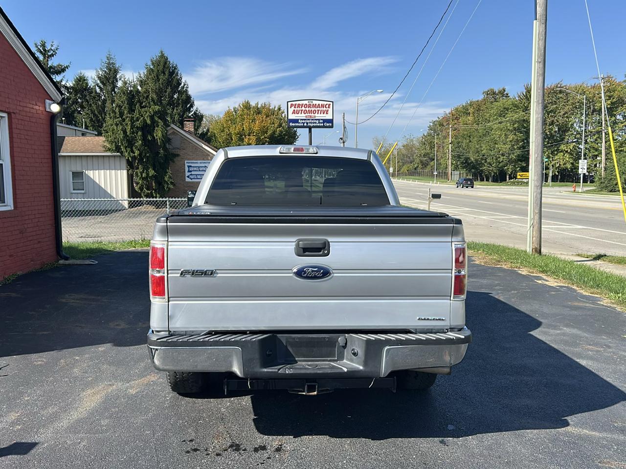 Ford F-150 photo 6