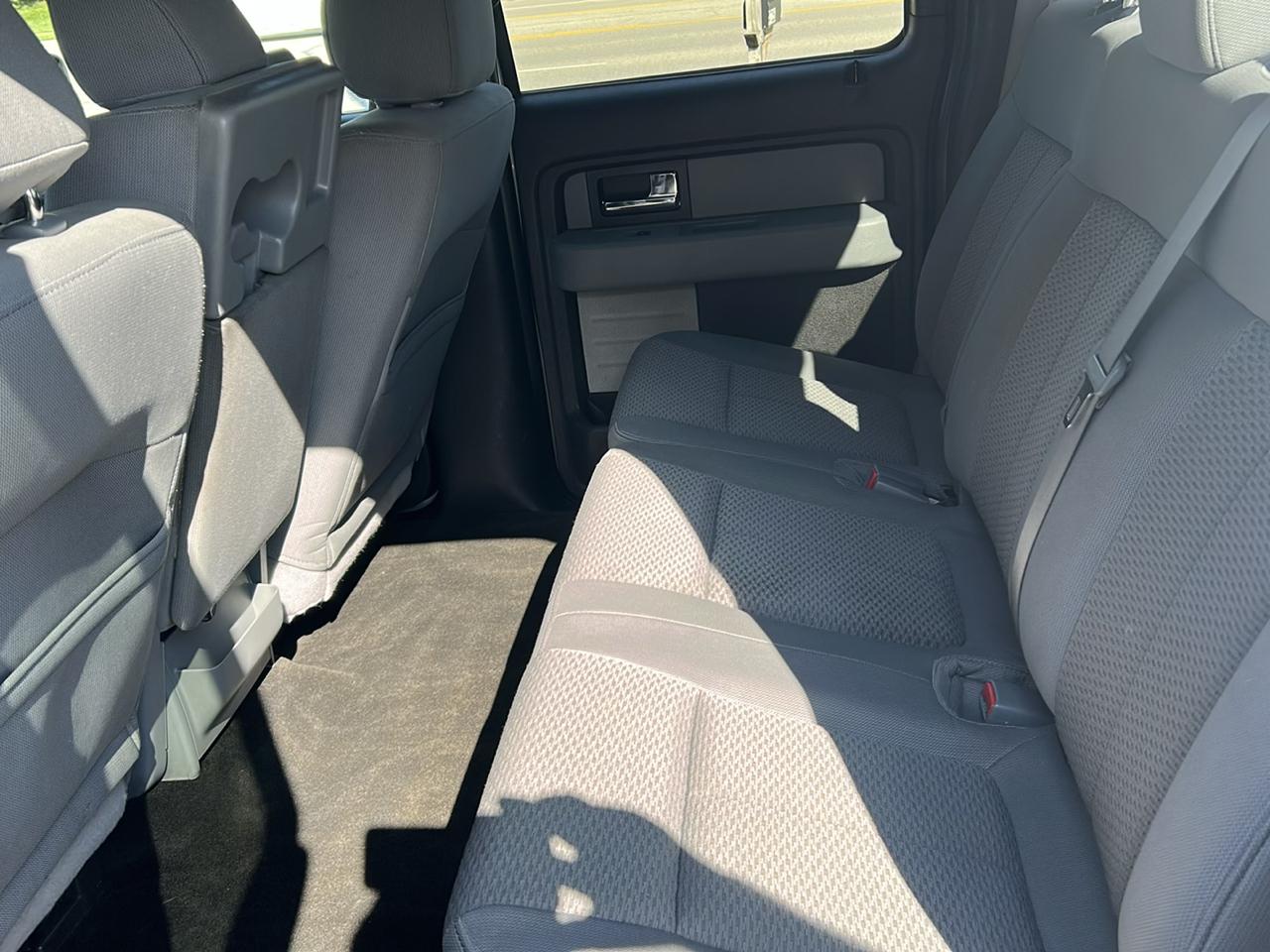 Ford F-150 photo 11