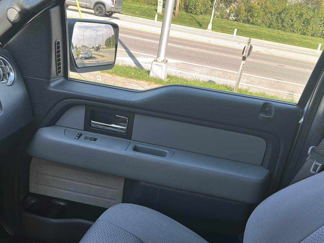 Ford F-150 photo 18