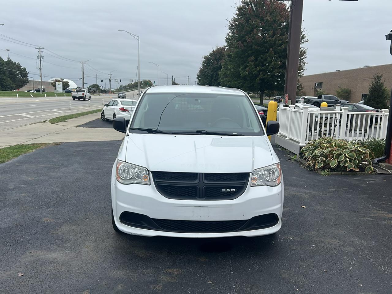 RAM Cargo Van 119" WB Tradesman 2015