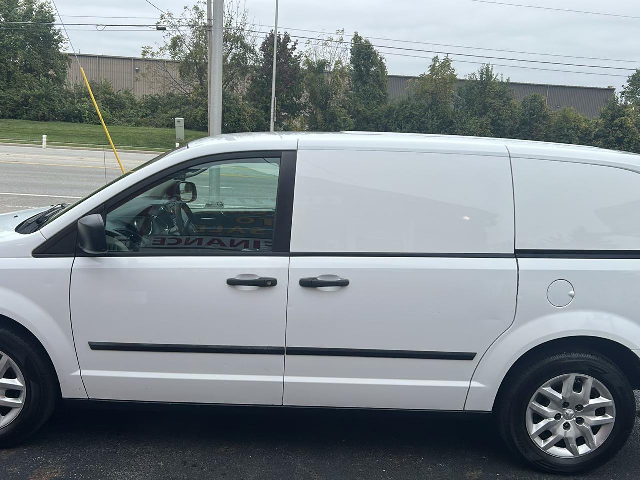 RAM Cargo Van 119" WB Tradesman 2015