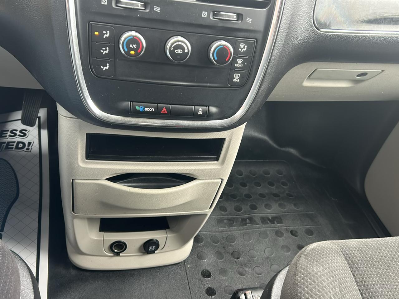 RAM Cargo Van 119" WB Tradesman 2015