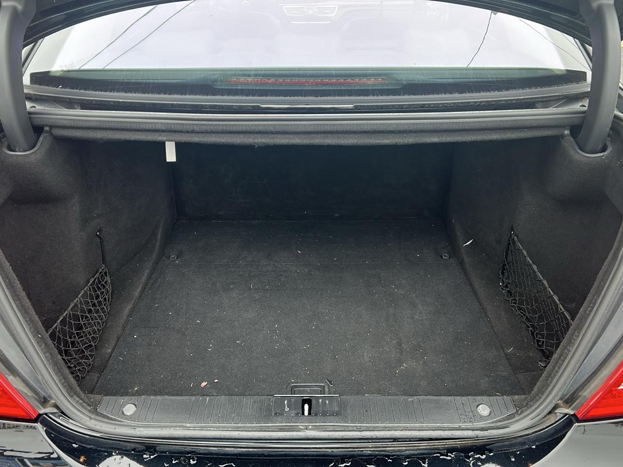 Mercedes-Benz S-Class 4dr Sdn S 550 4MATIC 2011
