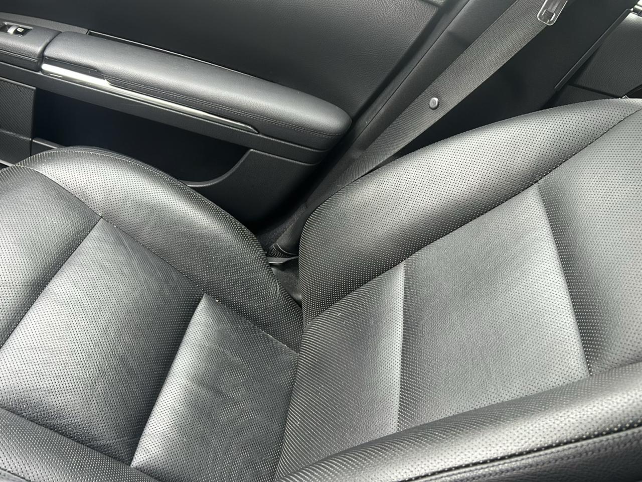 Mercedes-Benz S-Class 4dr Sdn S 550 4MATIC 2011